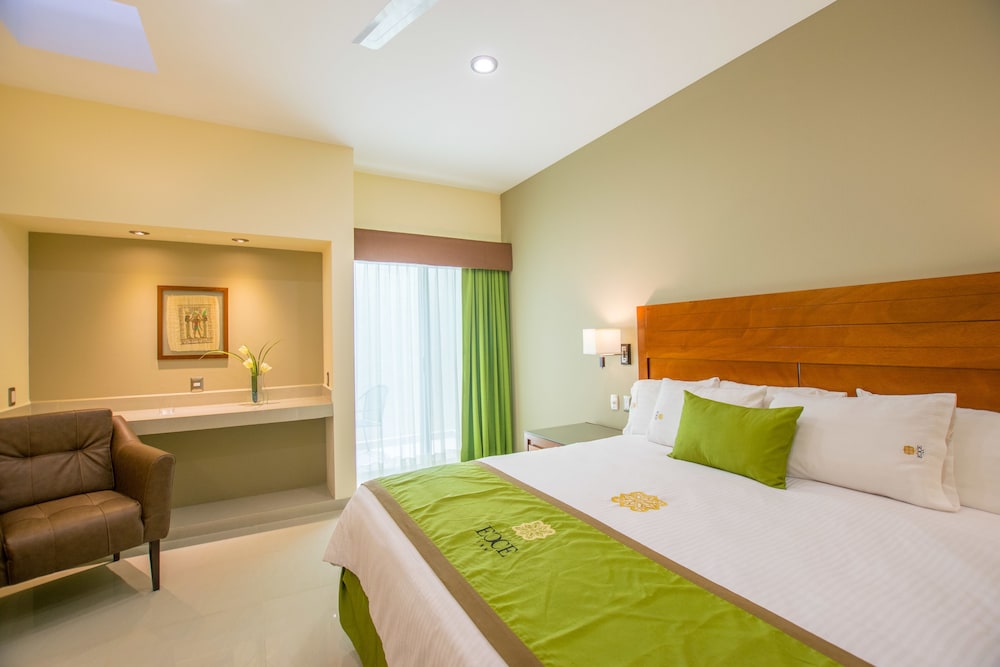 Hotel Ecce Inn 10/32