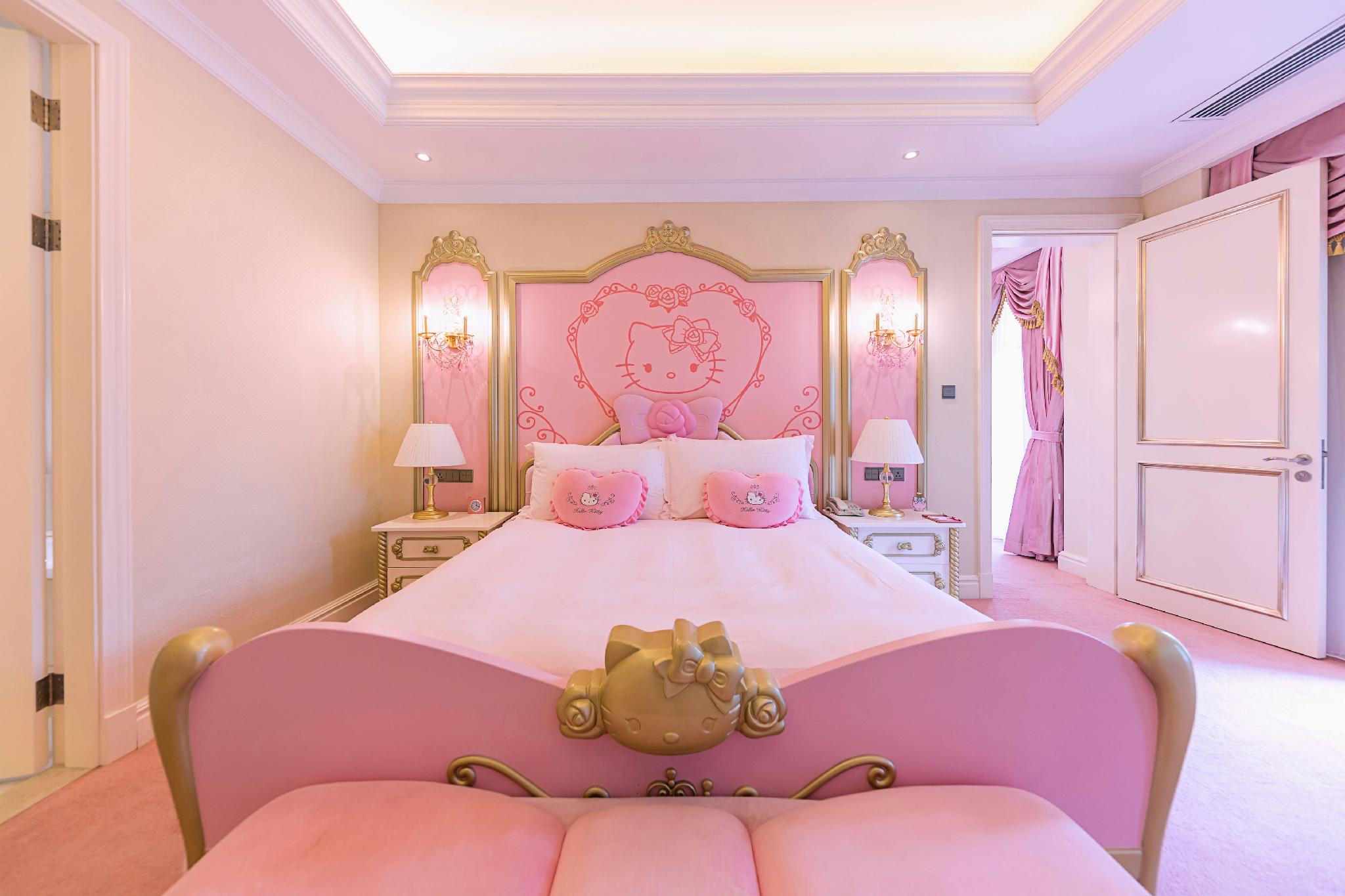 Hello Kitty, Executive, Suite, City View
