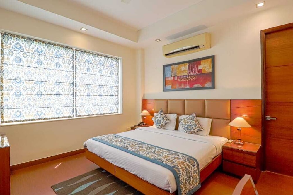 Deluxe, Double Bed