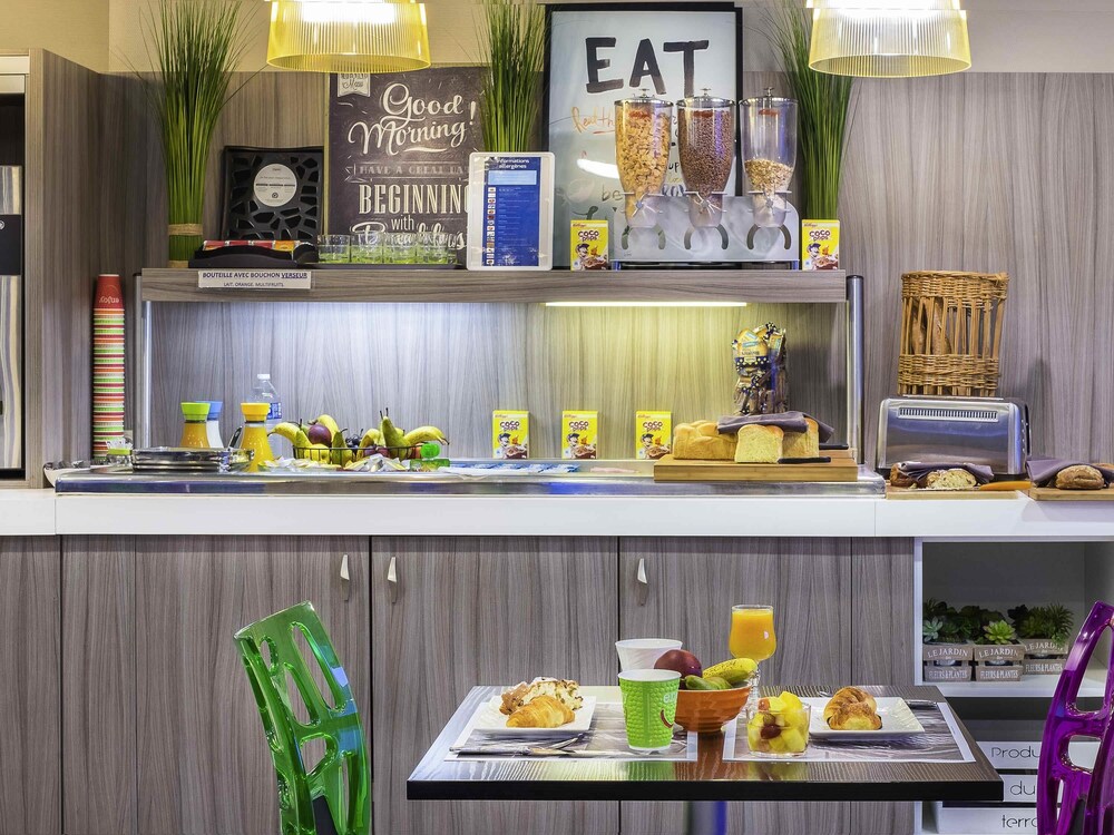 IBIS STYLES SAINT GILLES CROIX DE VIE 54/77