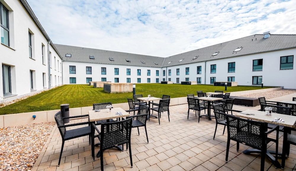 Premier Inn Munich Airport Sud Hotel 35/42