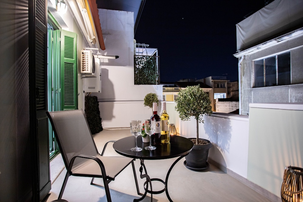 Pandrosos Divine Suites 31/47