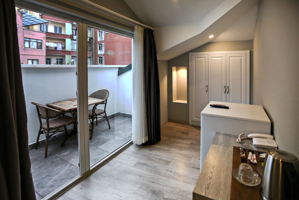 Doa Suite Hotel 29/36