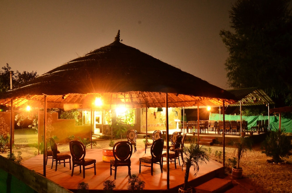 The Narayan Resort 40/45