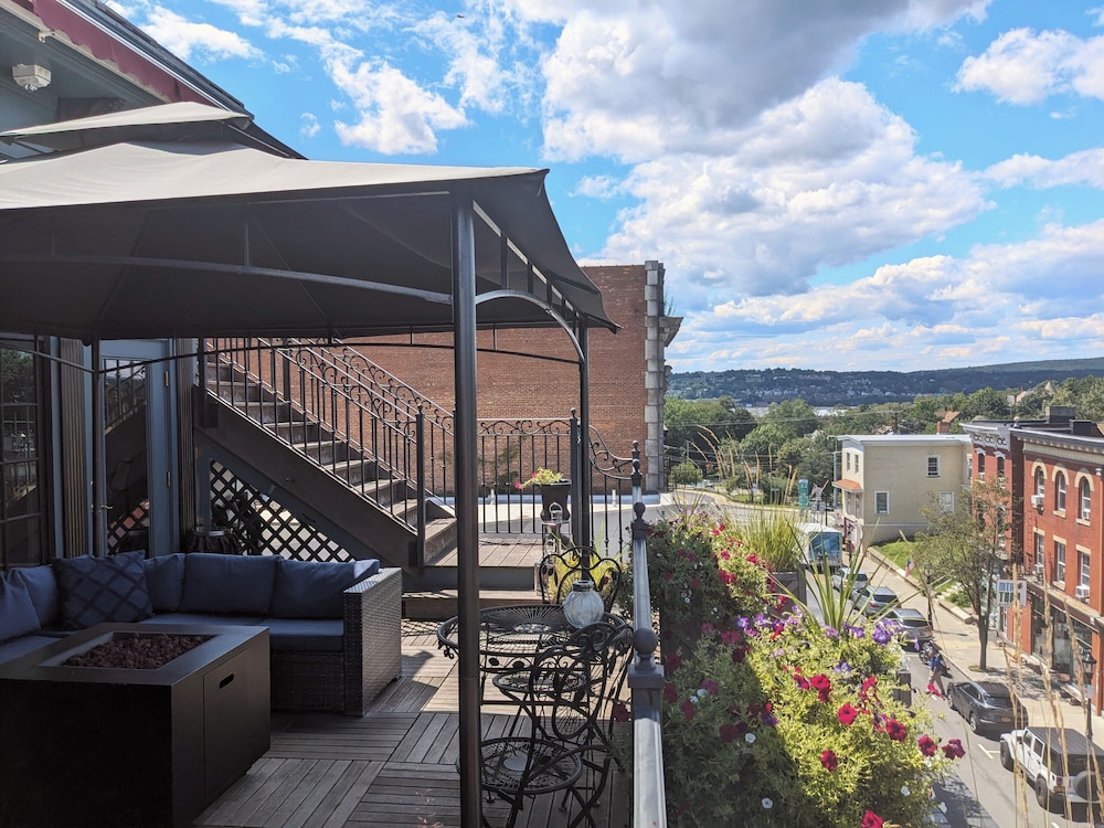 The Dutchess Inn and Spa at Beacon 5/50
