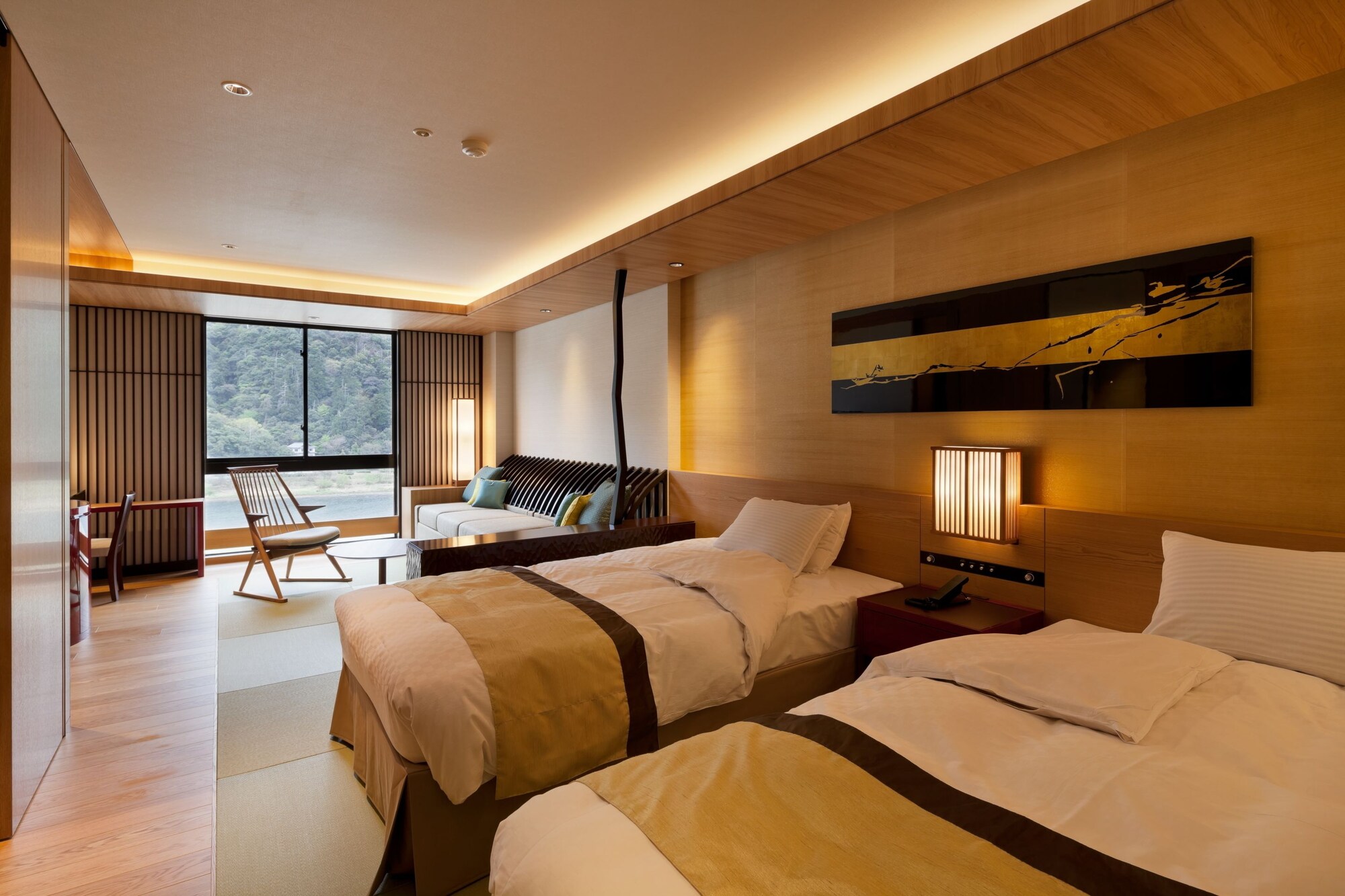 PREMIUM, TWIN BEDS, RIVER VIEW