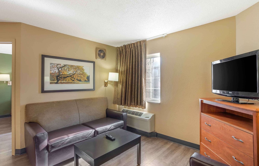 Extended Stay America-Jacksonville-Southside-Stjohnstownectr 48/55