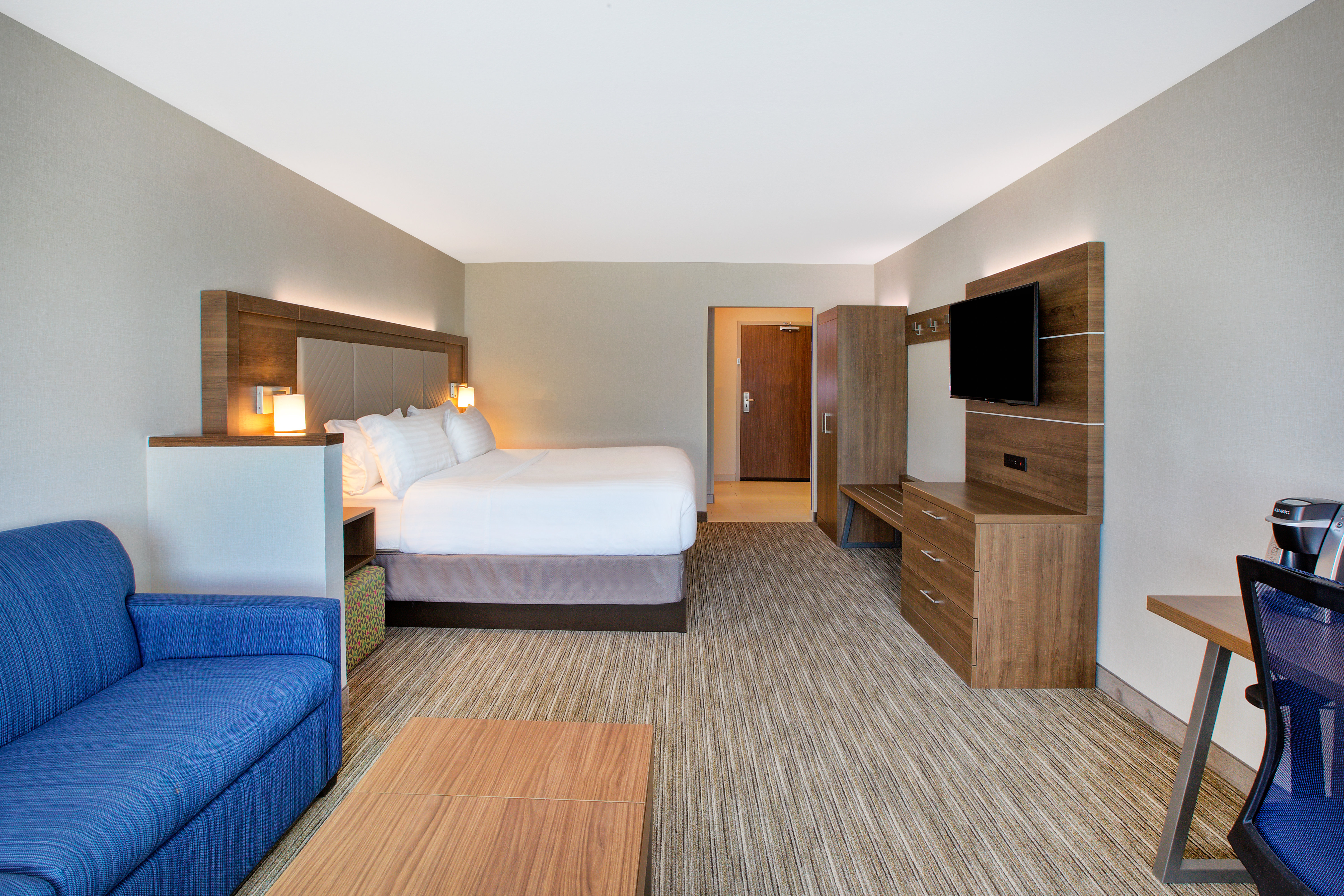 Holiday Inn Express Suites New Castle 22/62