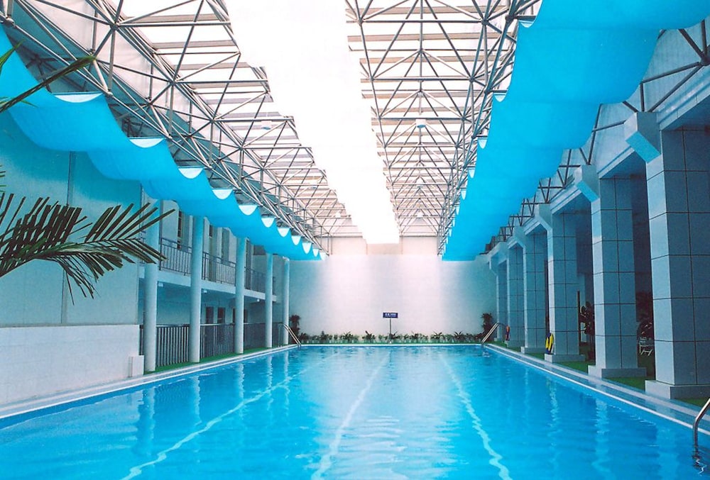 West Capital International Hotel 24/50