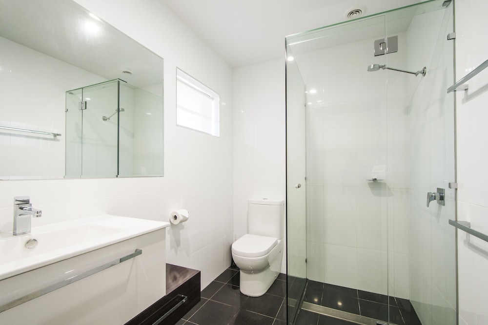 The Abbey Motor Inn 42/44