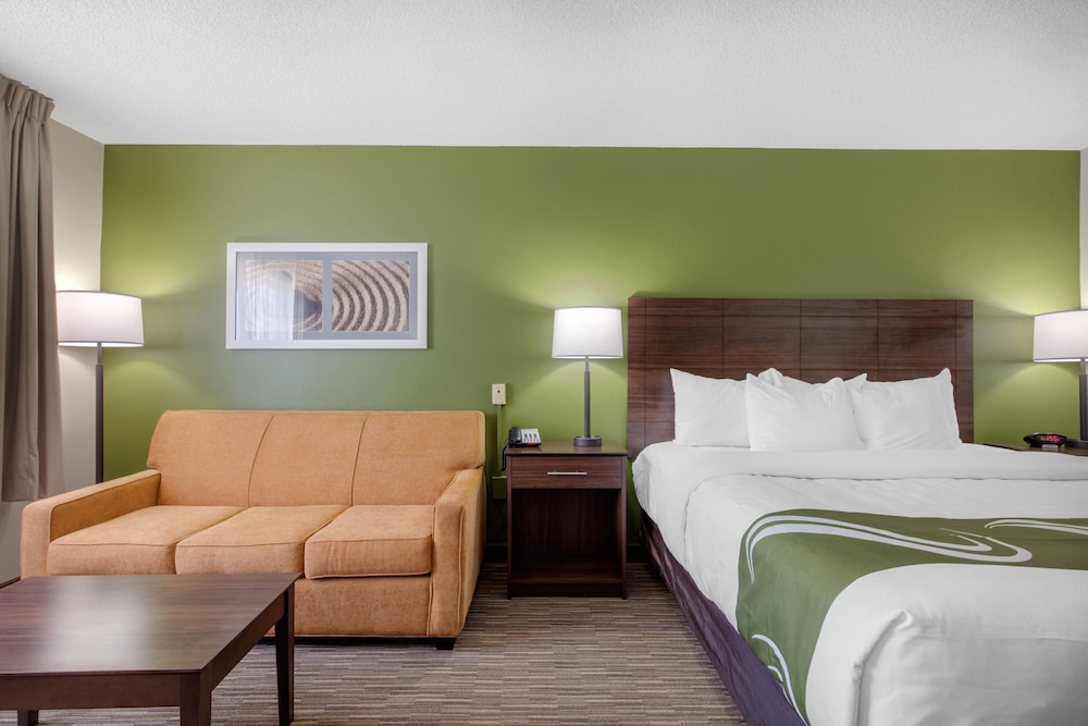Quality Inn & Suites Mountain Home North 11/34