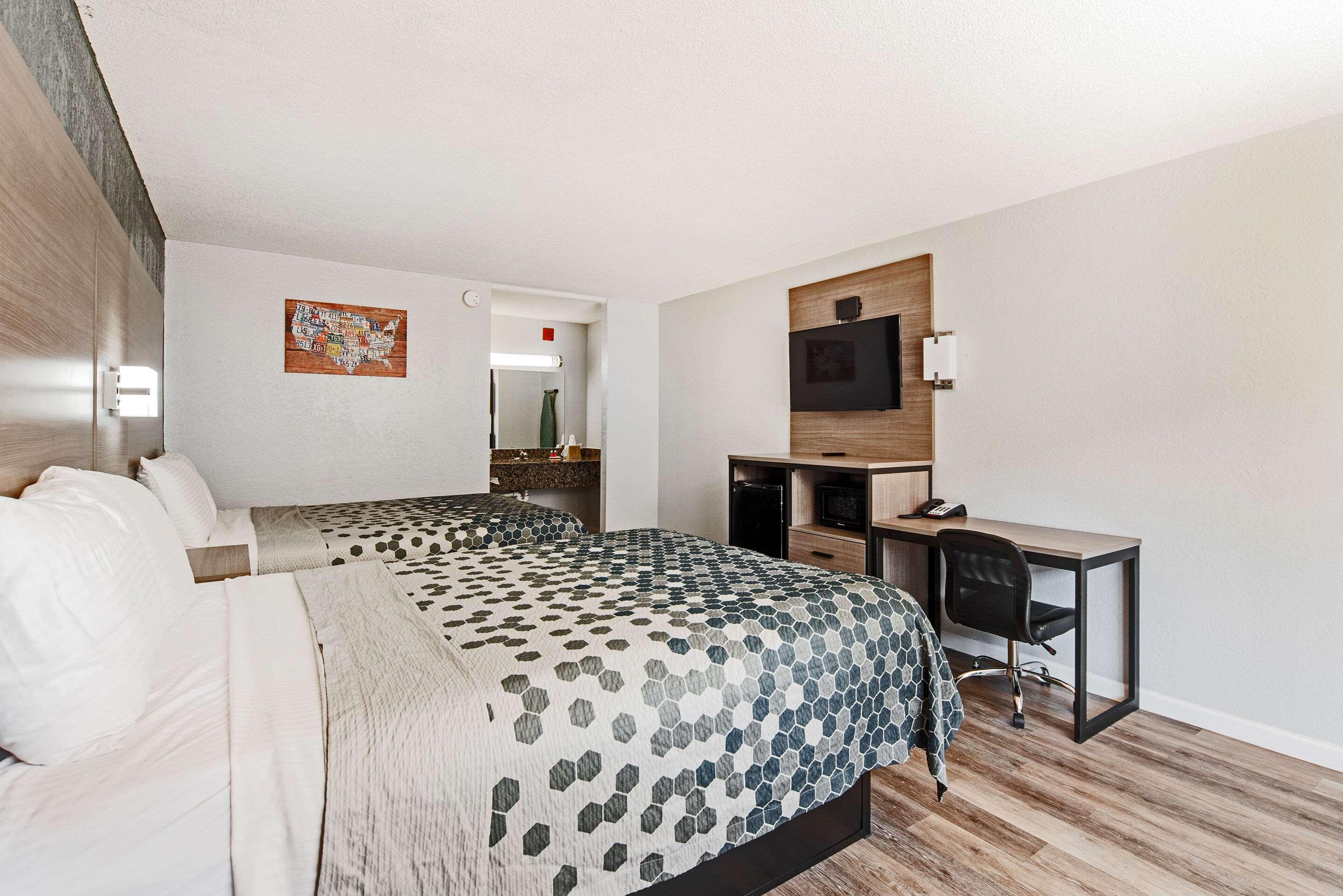 SUITE, 2 QUEEN BEDS