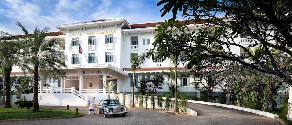 Raffles Grand Hotel D Angkor Hotel 40/50