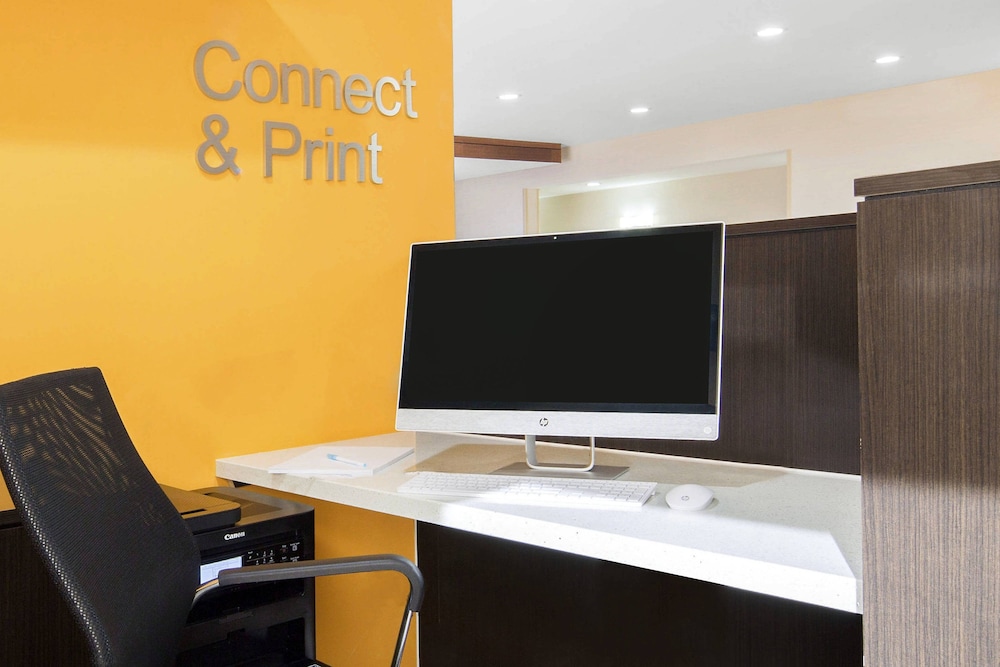 Fairfield Inn & Suites By Marriott Santa Fe 42/48