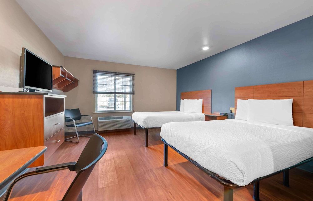 STUDIO, 2 DOUBLE BEDS