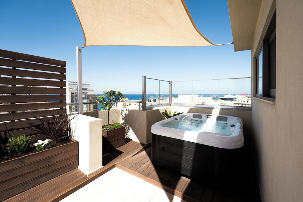 Dom Boutique Hotel 42/64
