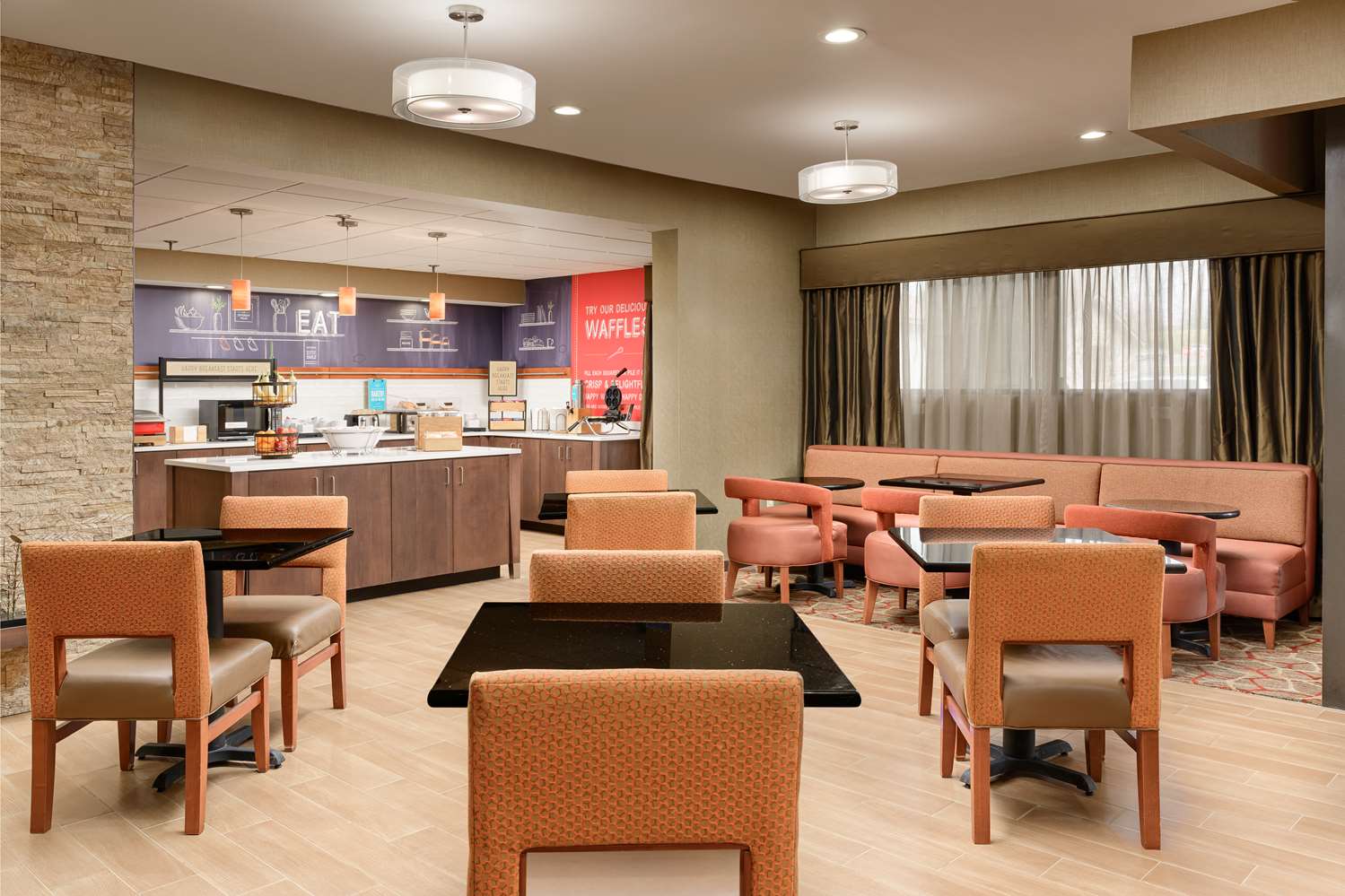 Hampton Inn Oak Ridge Knoxville 21/27