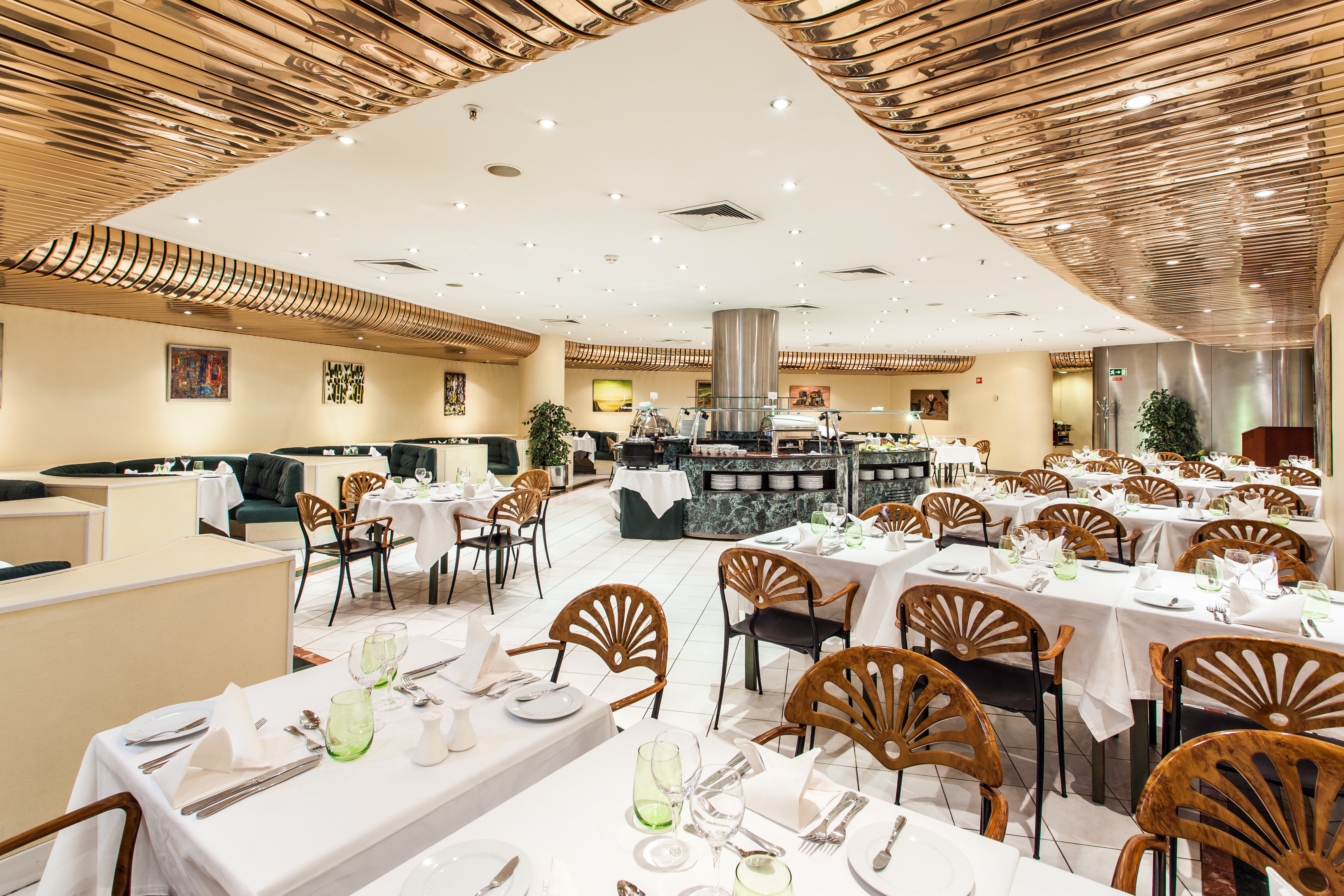 Hotel Holiday Inn Lisboa Continental 60/75