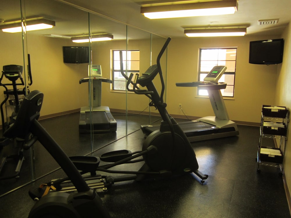 Extended Stay America Fayetteville Cross Creek Mall 25/49