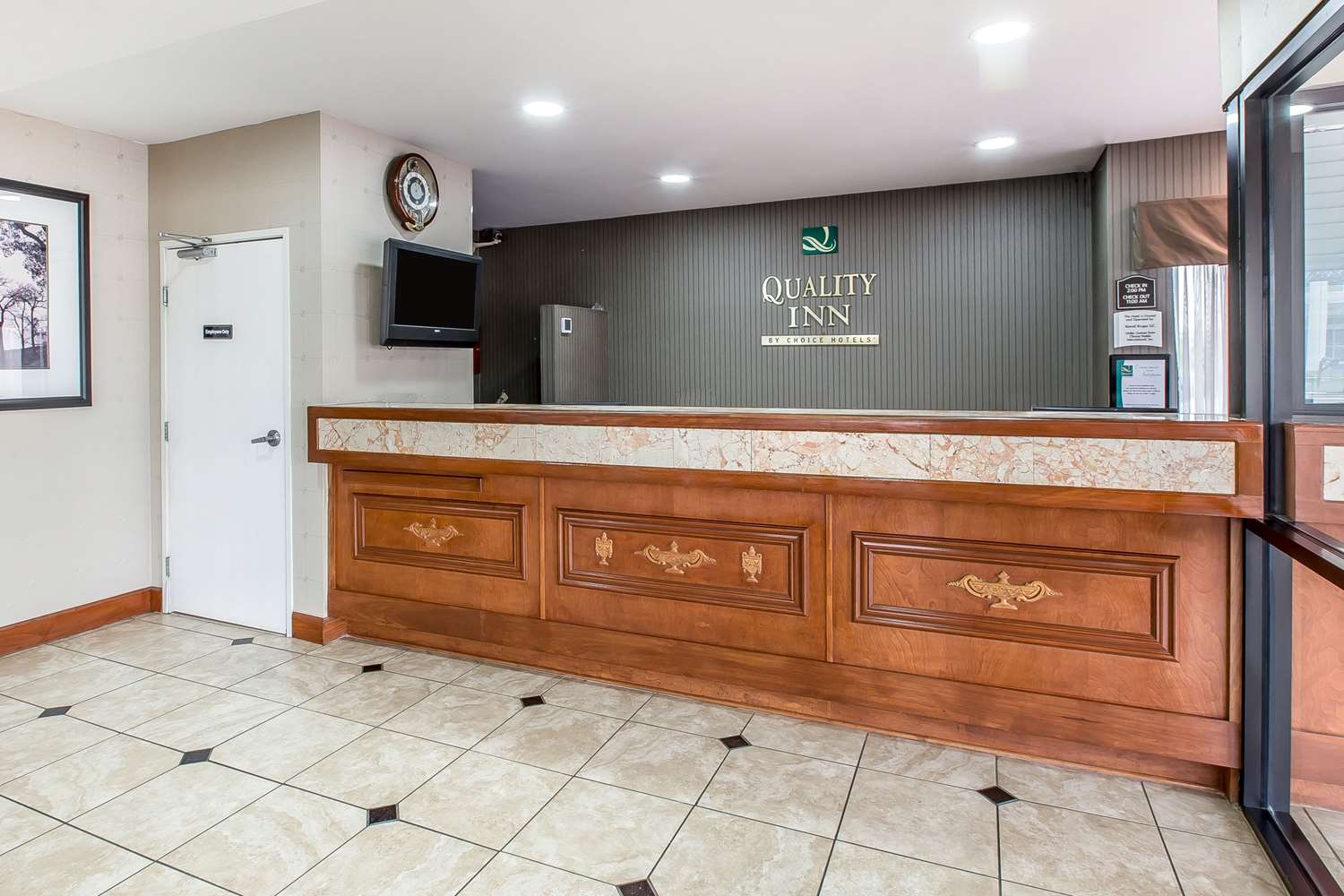 Quality Inn Montgomery South 4/33