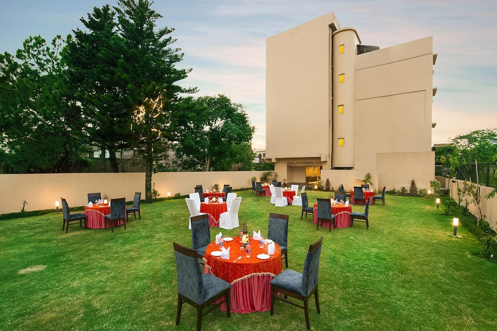 Clarks Inn Suites Katra 44/50