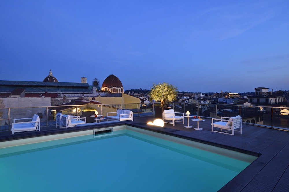 Glance Hotel In Florence 40/70