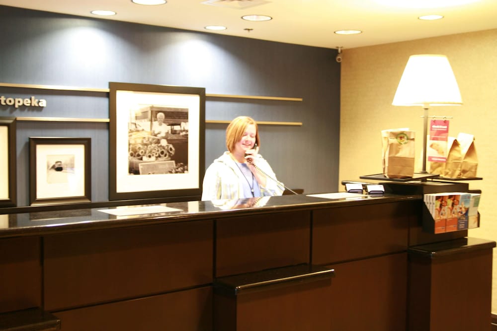 Hampton Inn Topeka 6/51