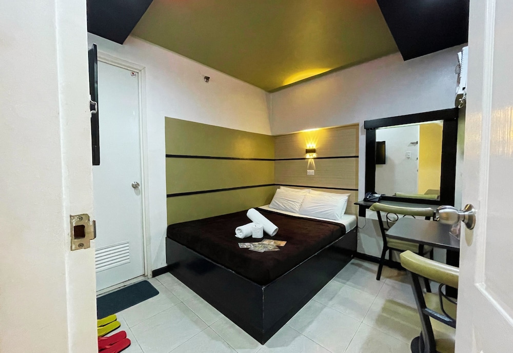 Hotel 99 20/50