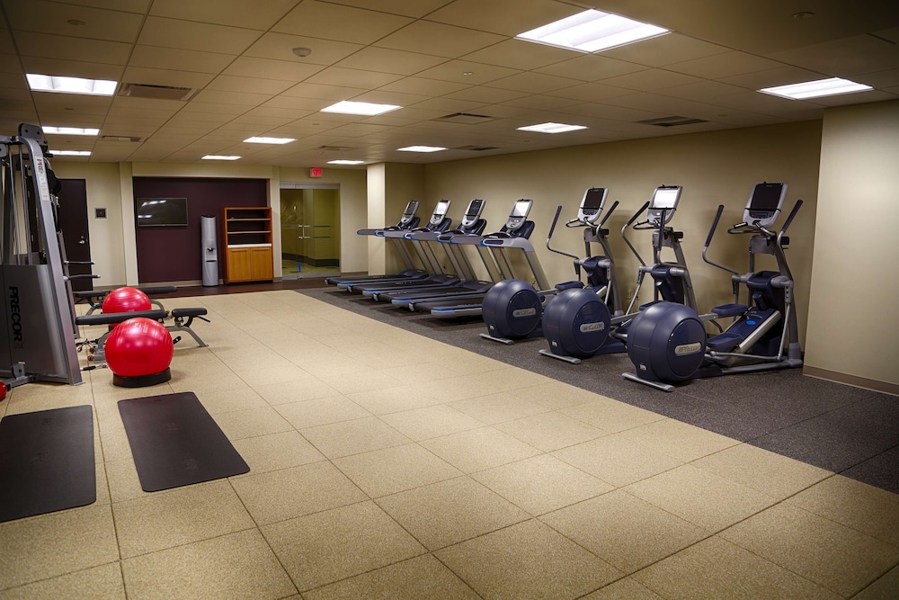 Doubletree By Hilton Lawrenceburg 19/33