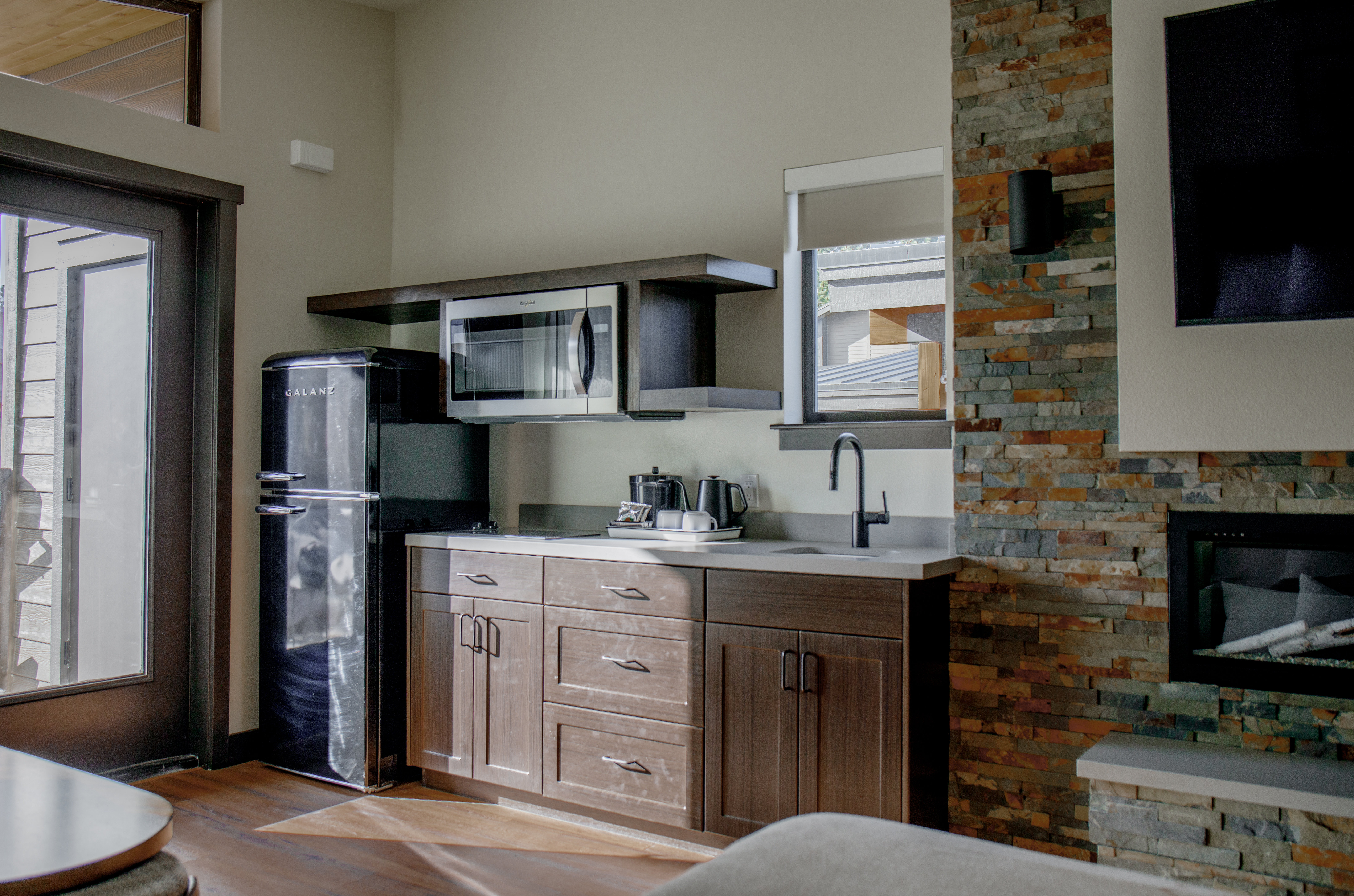Cabin, King Bed, Accessible