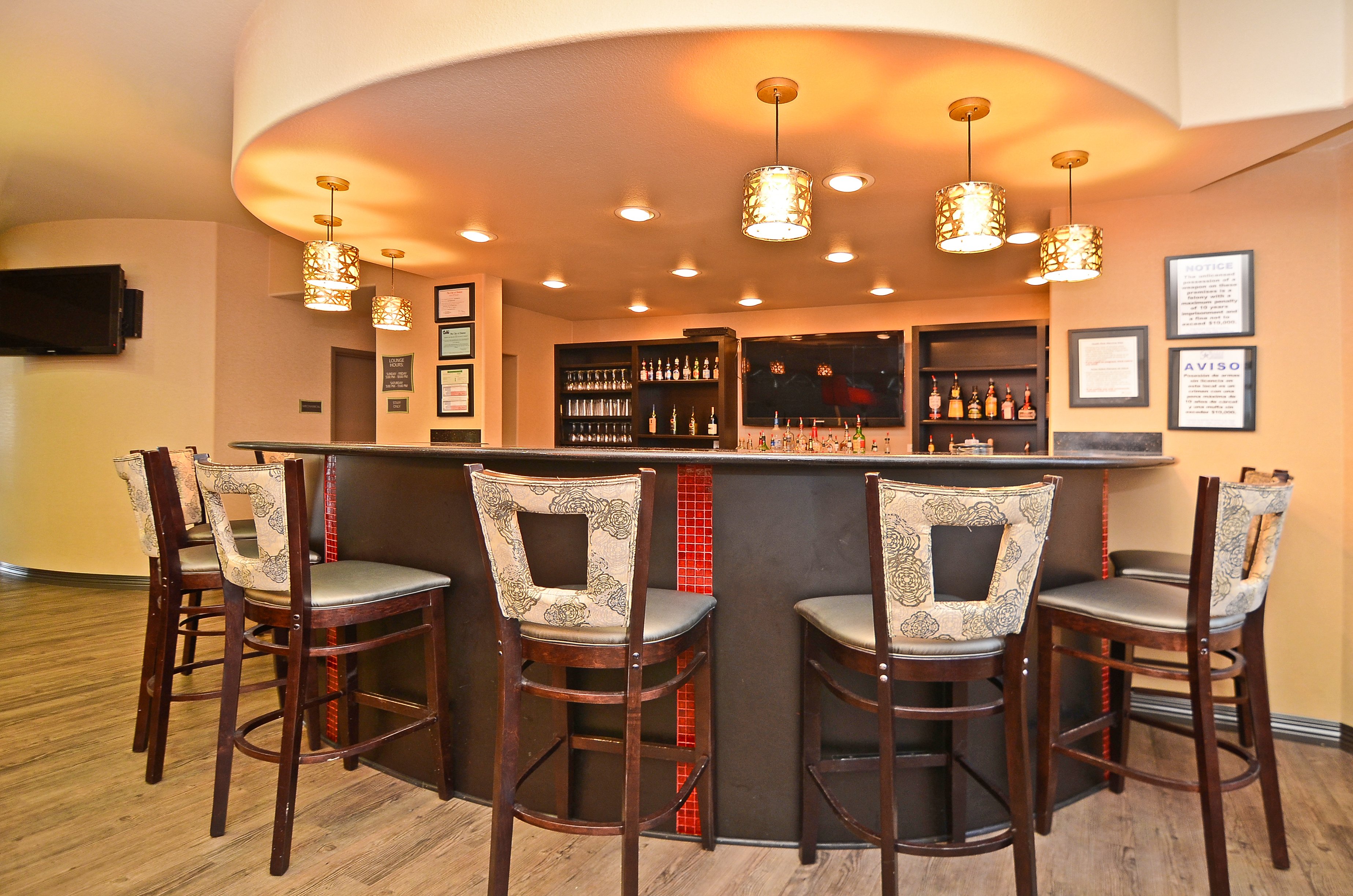 Best Western Premier Crown Chase Inn and Suites 54/70