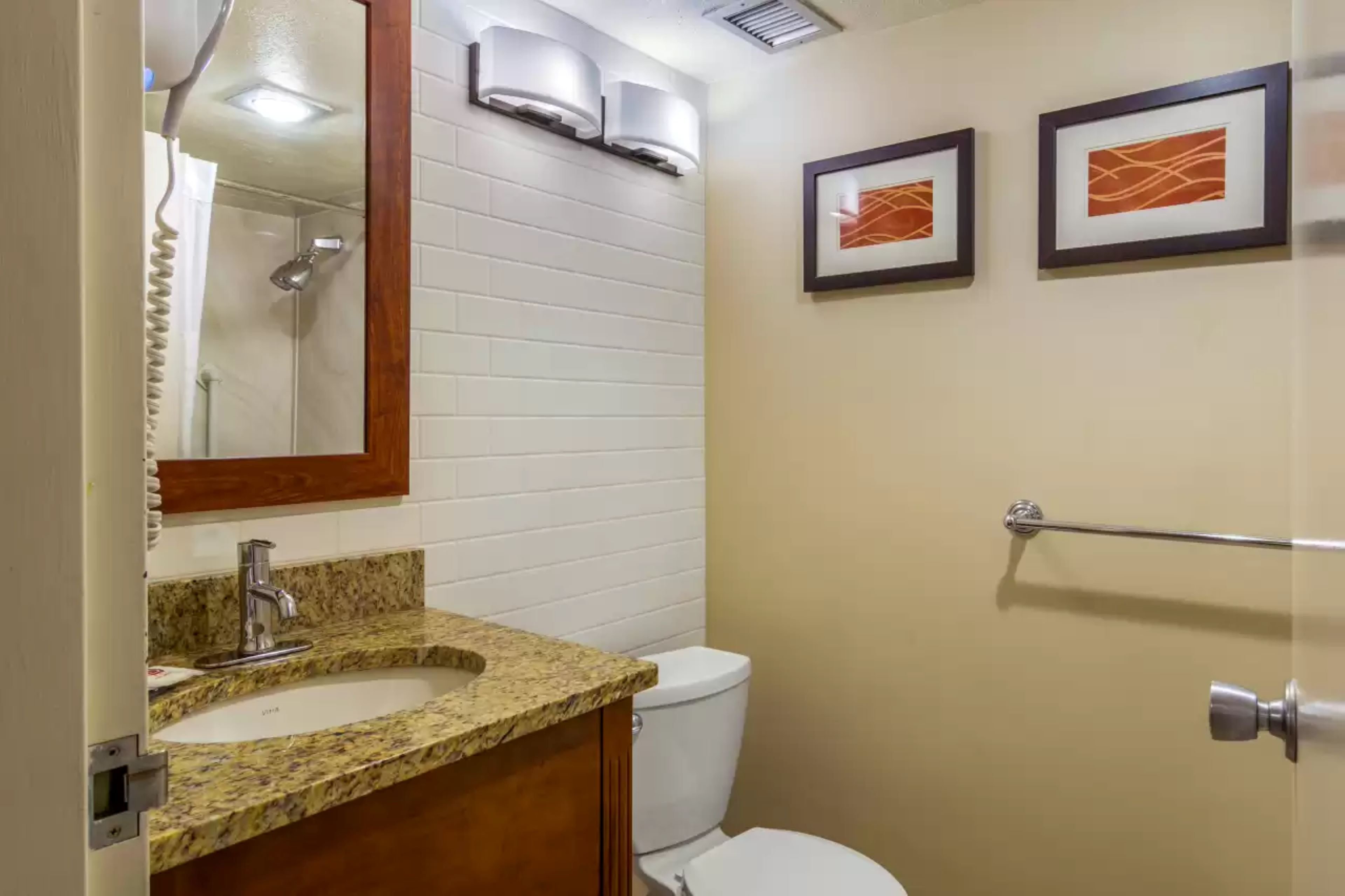 Holiday Inn Express Denver Central - North 60/64