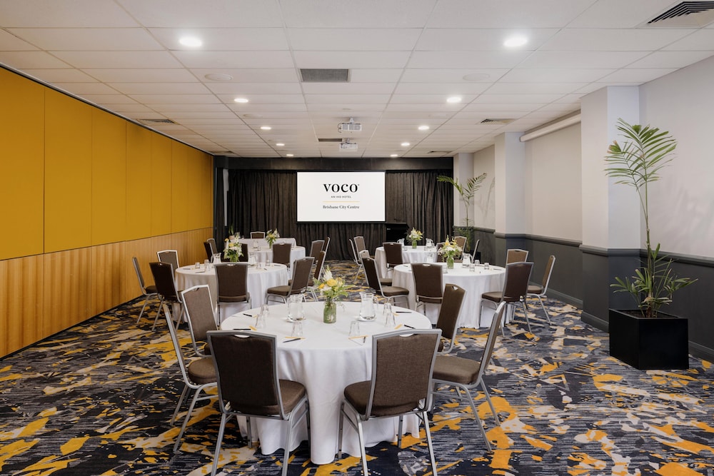 Voco Brisbane City Centre An Ihg Hotel 34/43