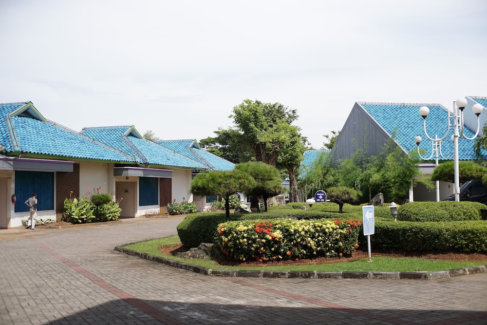 Hotel New Puri Garden Bandara Semarang 2/44