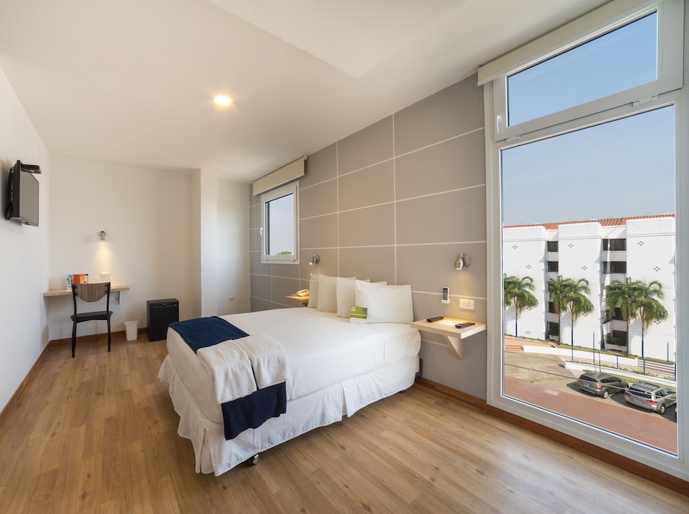 Hotel Lp Equipetrol 19/61