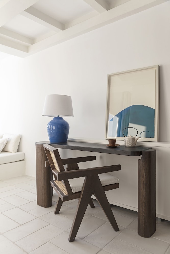 Porto Mykonos Hotel 60/69