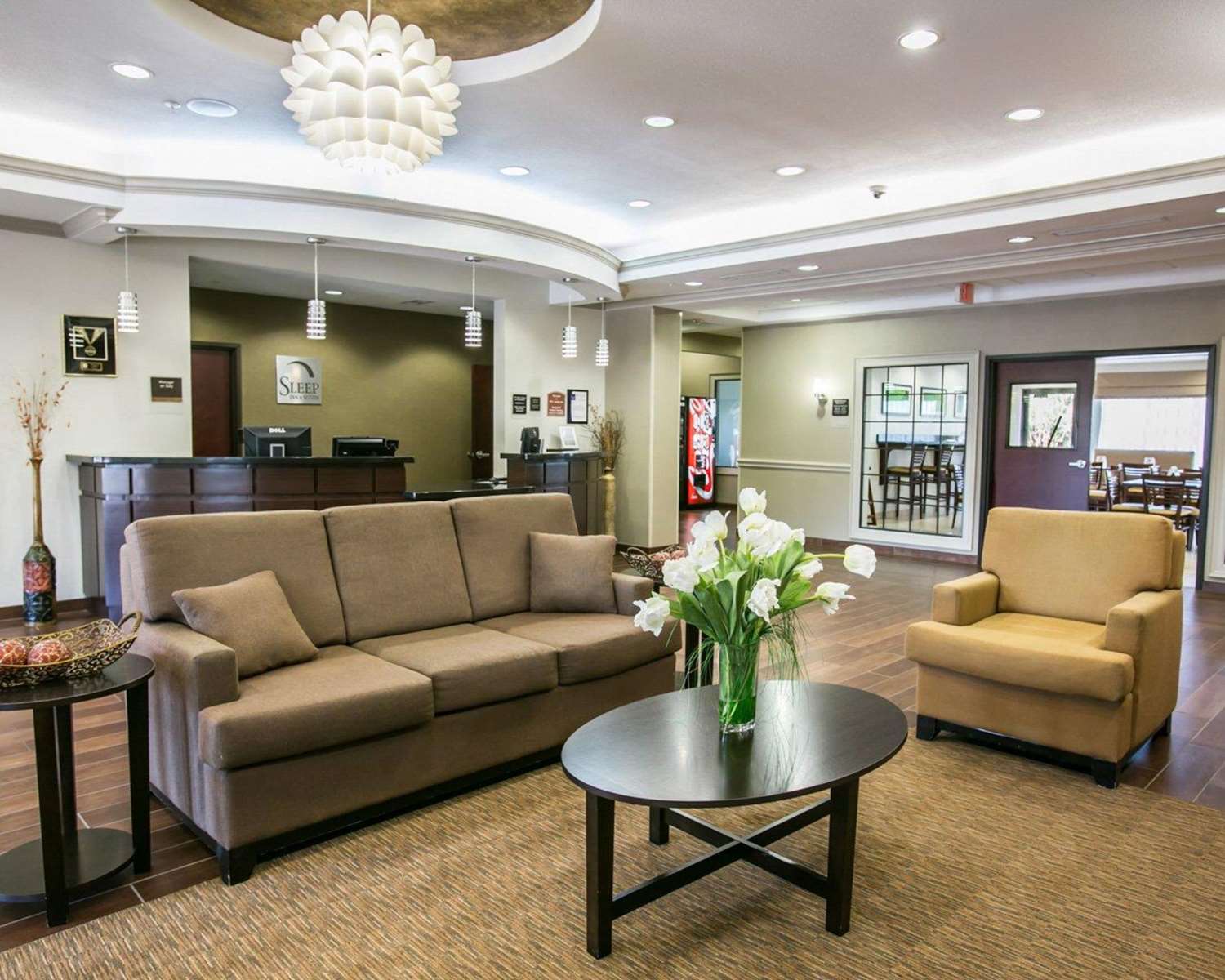 Restwell Inn Suites Houston 26/45