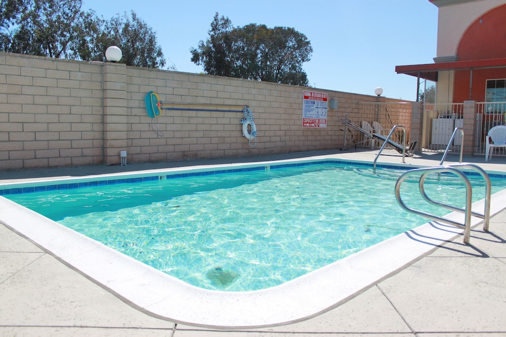 Crystal Inn Suites Spas 27/42