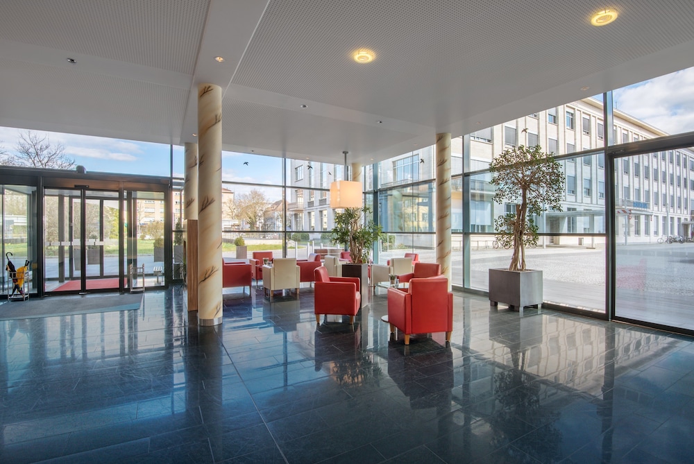 HOLIDAY INN EXPRESS SINGEN 56/72