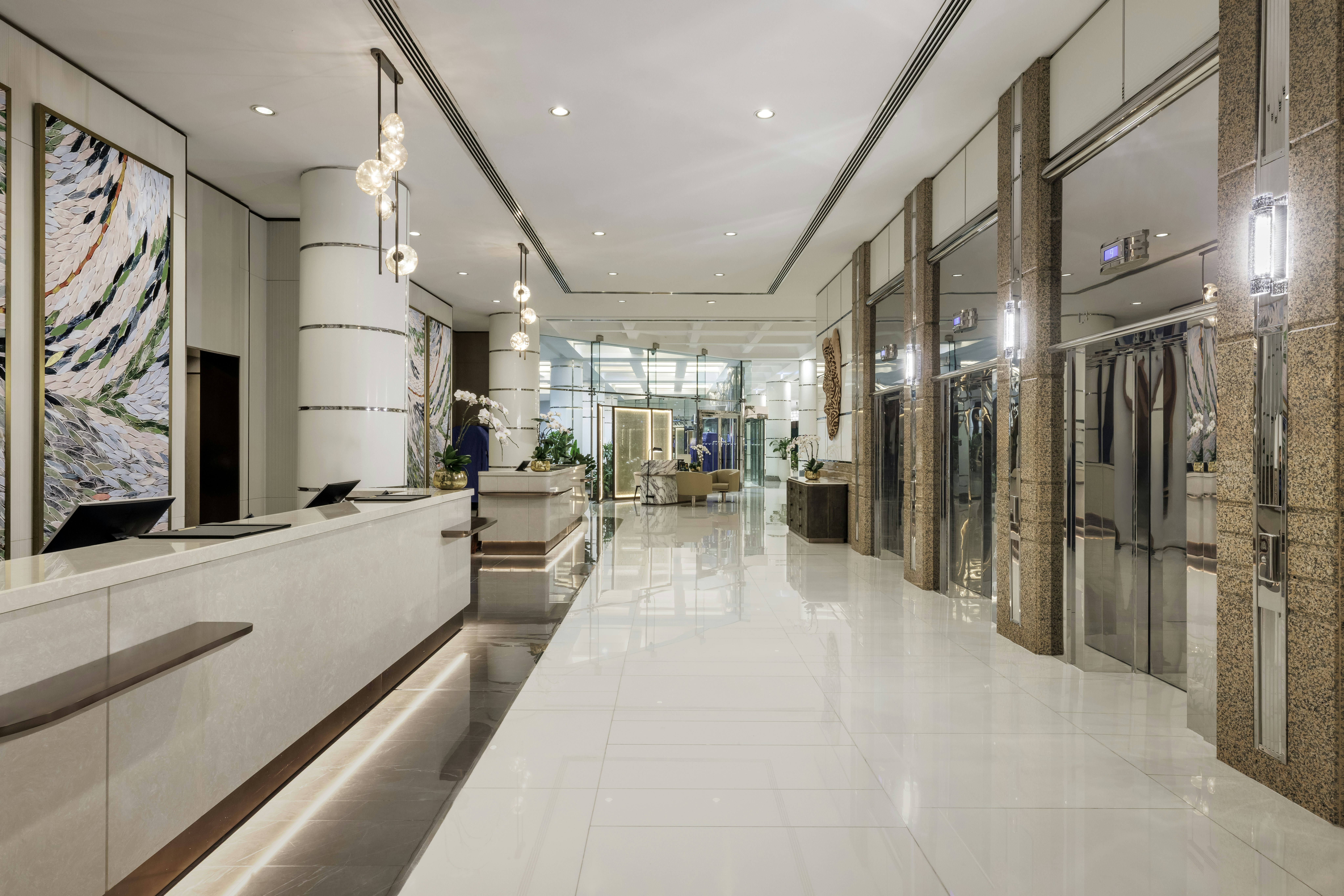 Hilton Dubai Jumeirah 12/84