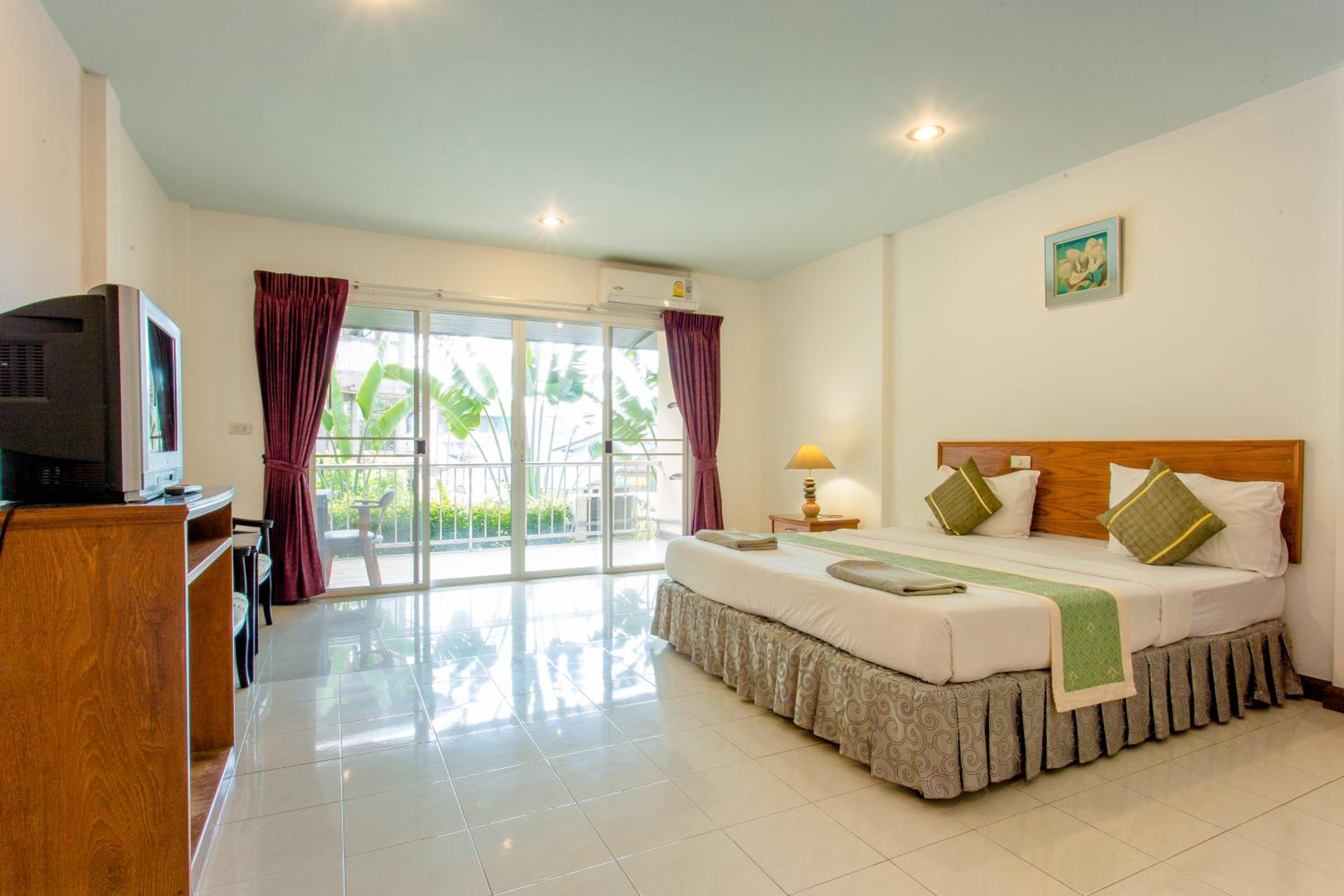 Surin Sunset Hotel 16/55