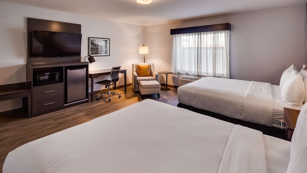 Best Western Plus Hershey 14/38
