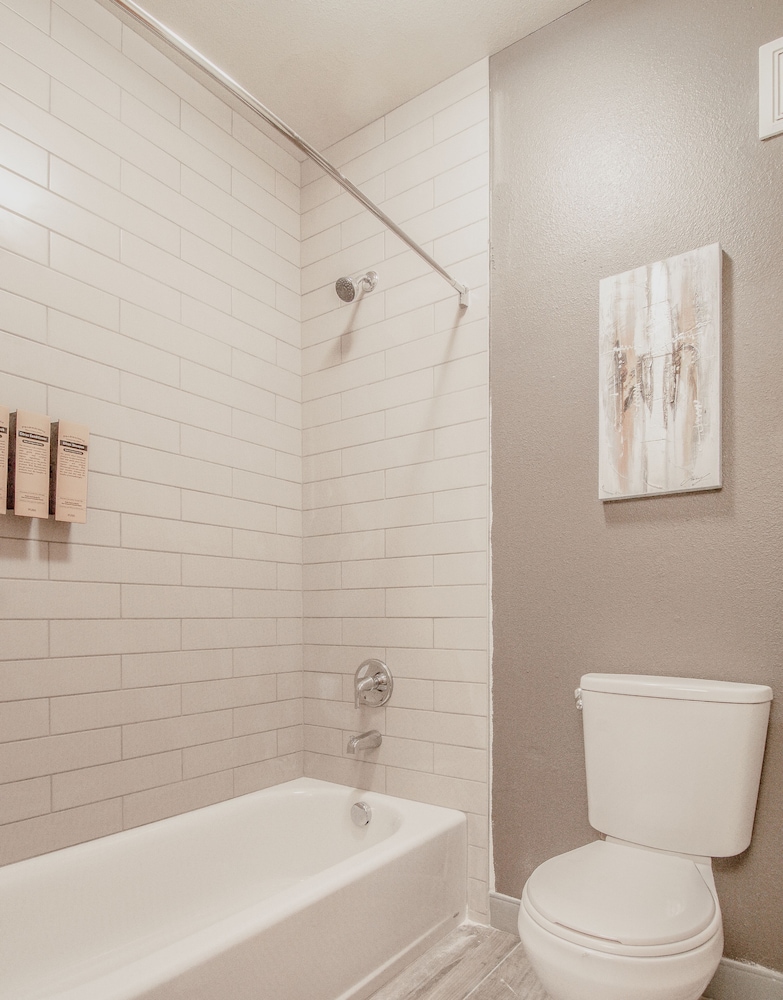 Best Western Plus Peppertree Airport Inn 19/57