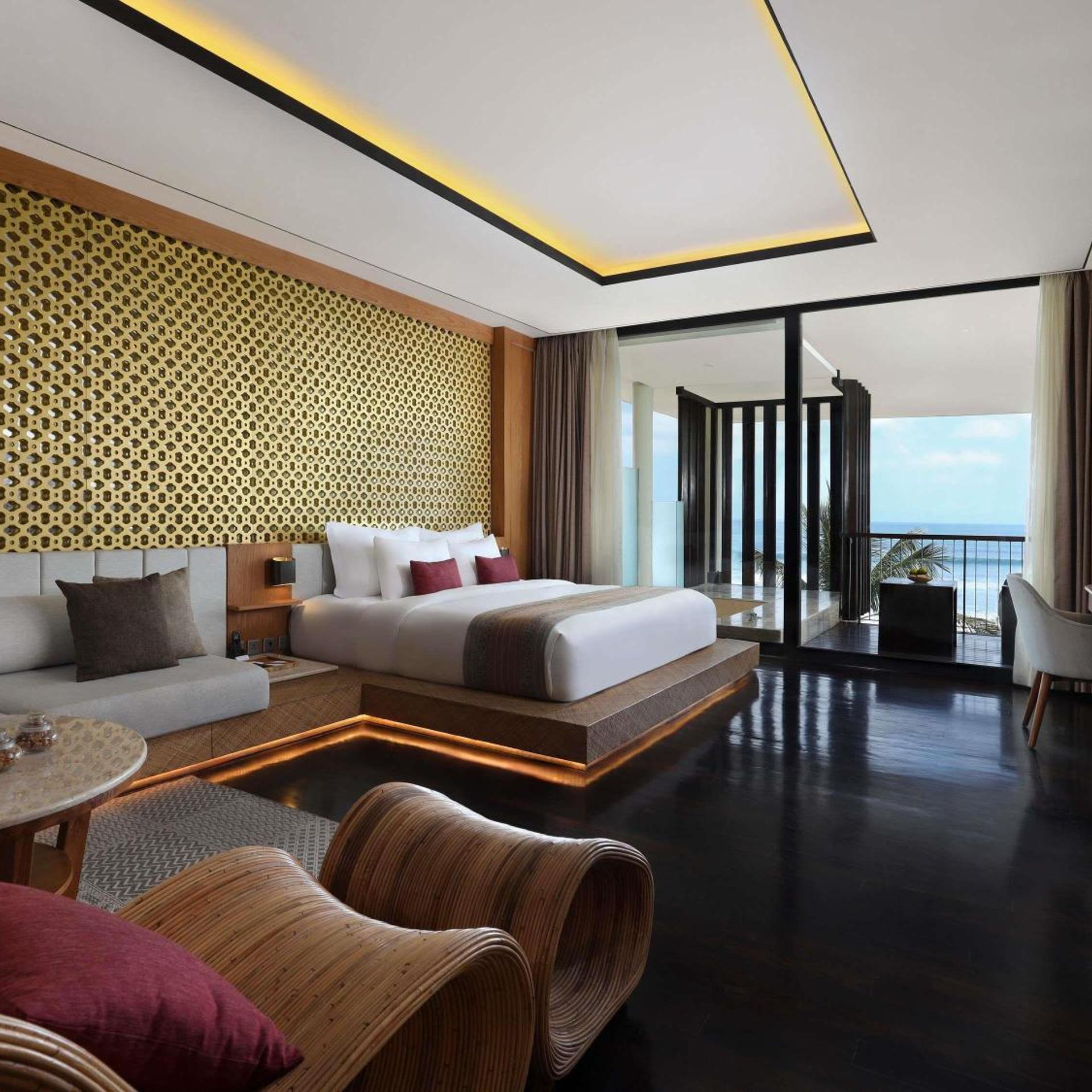 Seminyak, Suite, King Bed, Ocean View, Balcony