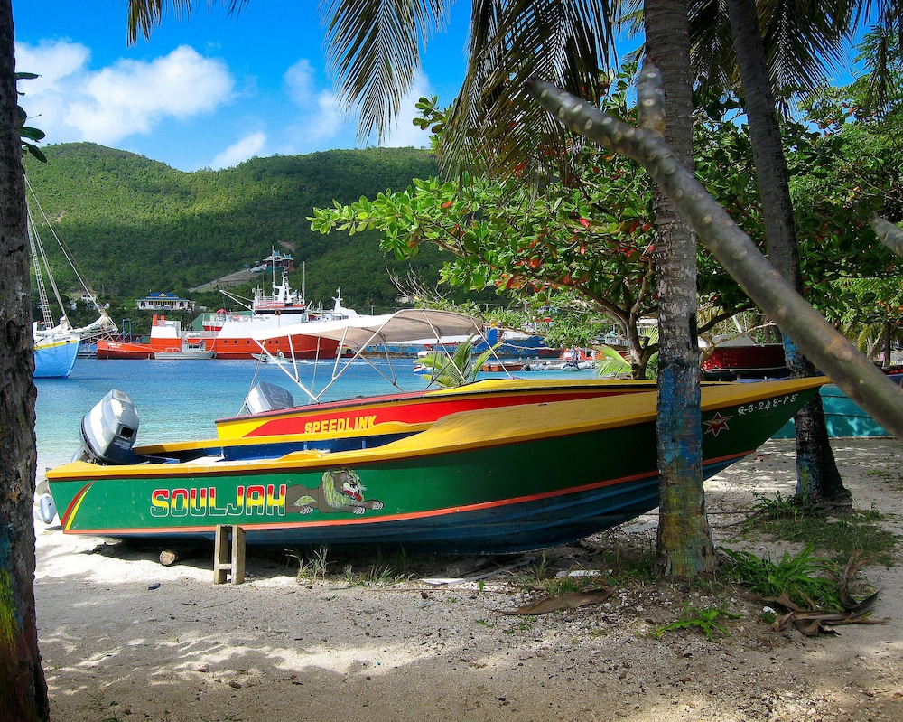 Firefly Plantation Bequia 32/50