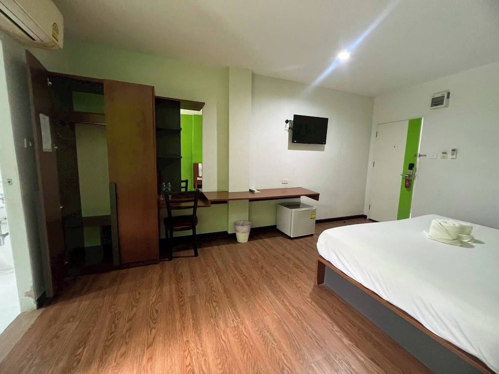 Eco Inn Prime Nakhon Si Thammarat 11/50