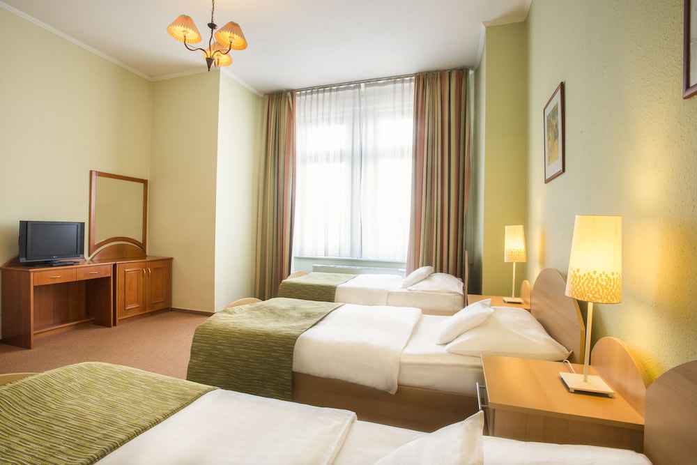 Baross Hotel by Mellow Mood Hotels 18/53