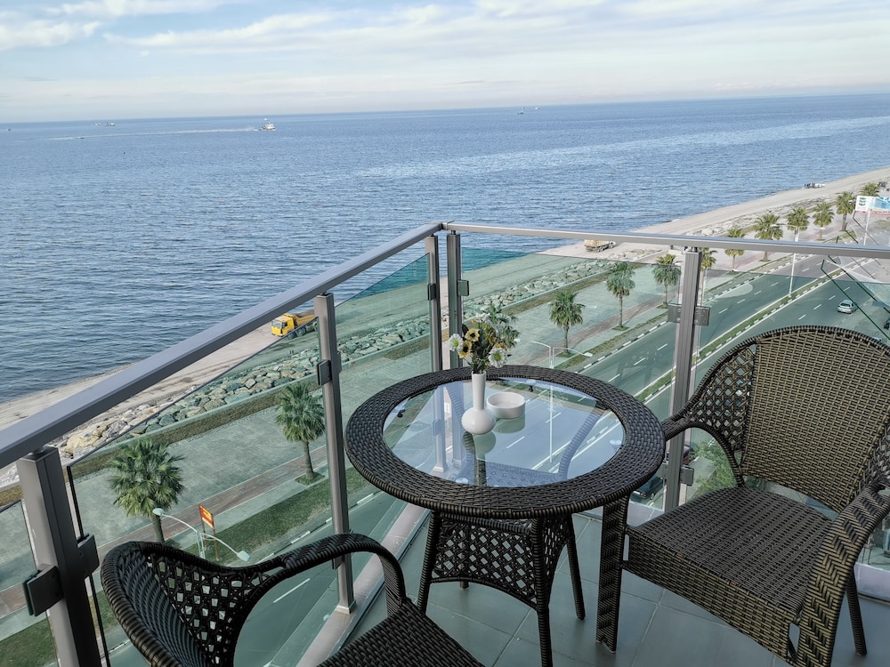 Aqua Batumi Hotel & Apartments 39/46