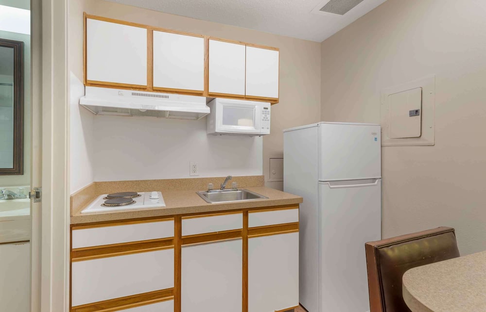 Extended Stay America - Richmond - West End - I-64 43/43