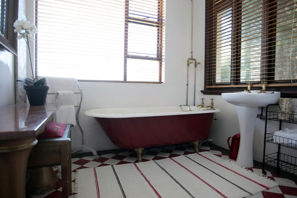Bella Ev Guest House 34/50